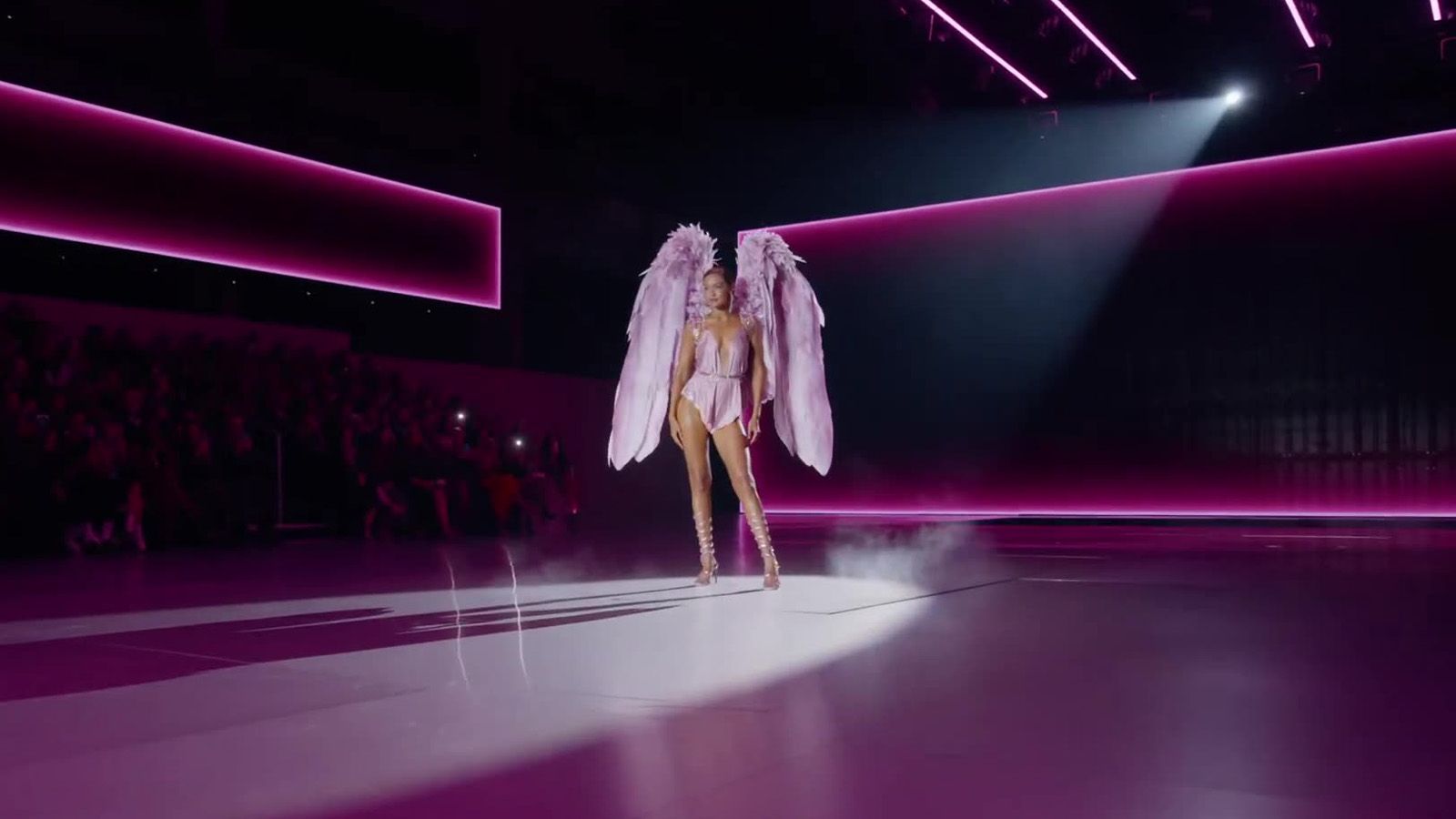 VICTORIA SECRET | Gallery Image